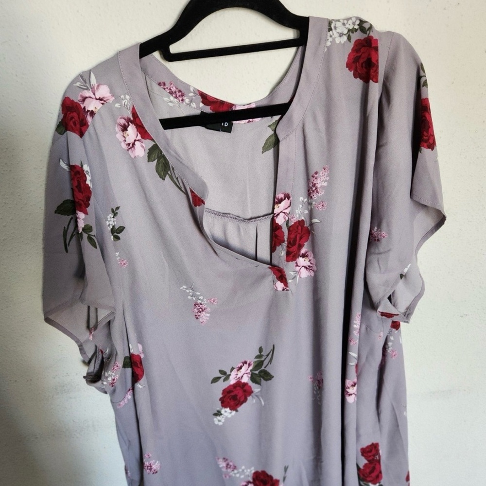Torrid size 4 floral dress shirt